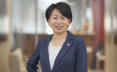 Headshot of Dr. Grace Wang.