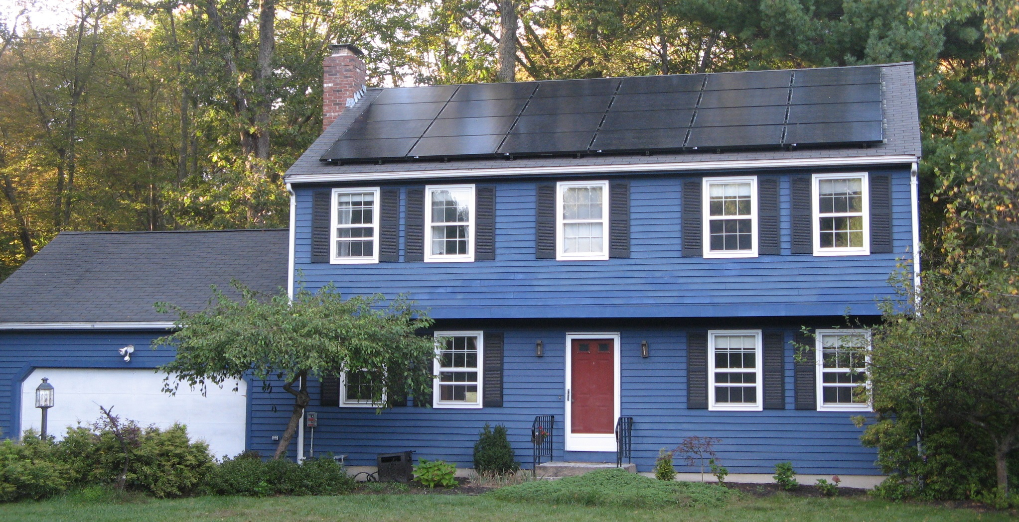 Solarize participant House with solar panels